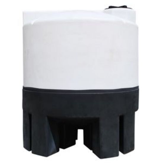 Image de Réservoir Conique Fermé Blanc 1.5 sg incluant son Support en Polyéthylène - 1600 Gallons US / 6057 Litres